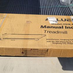 AKLUER manual incline walking pad treadmill, model 480L-E.