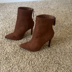 Brand New Boots 6.5