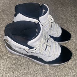 Jordan 11 140$ Firm Size 13