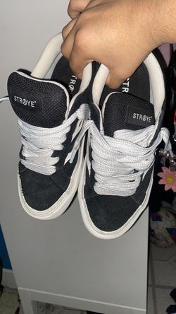 Straye Black & White sneakers Size 7