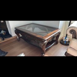 Ethan Allen Coffee Table And Side Table