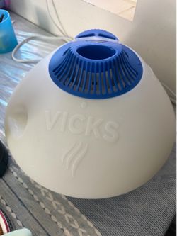 Vicks Warm Steam Vaporizer (1.5 Gallon) - Model V150SGNL