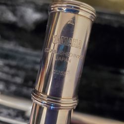 Yamaha YFL 225s Flute