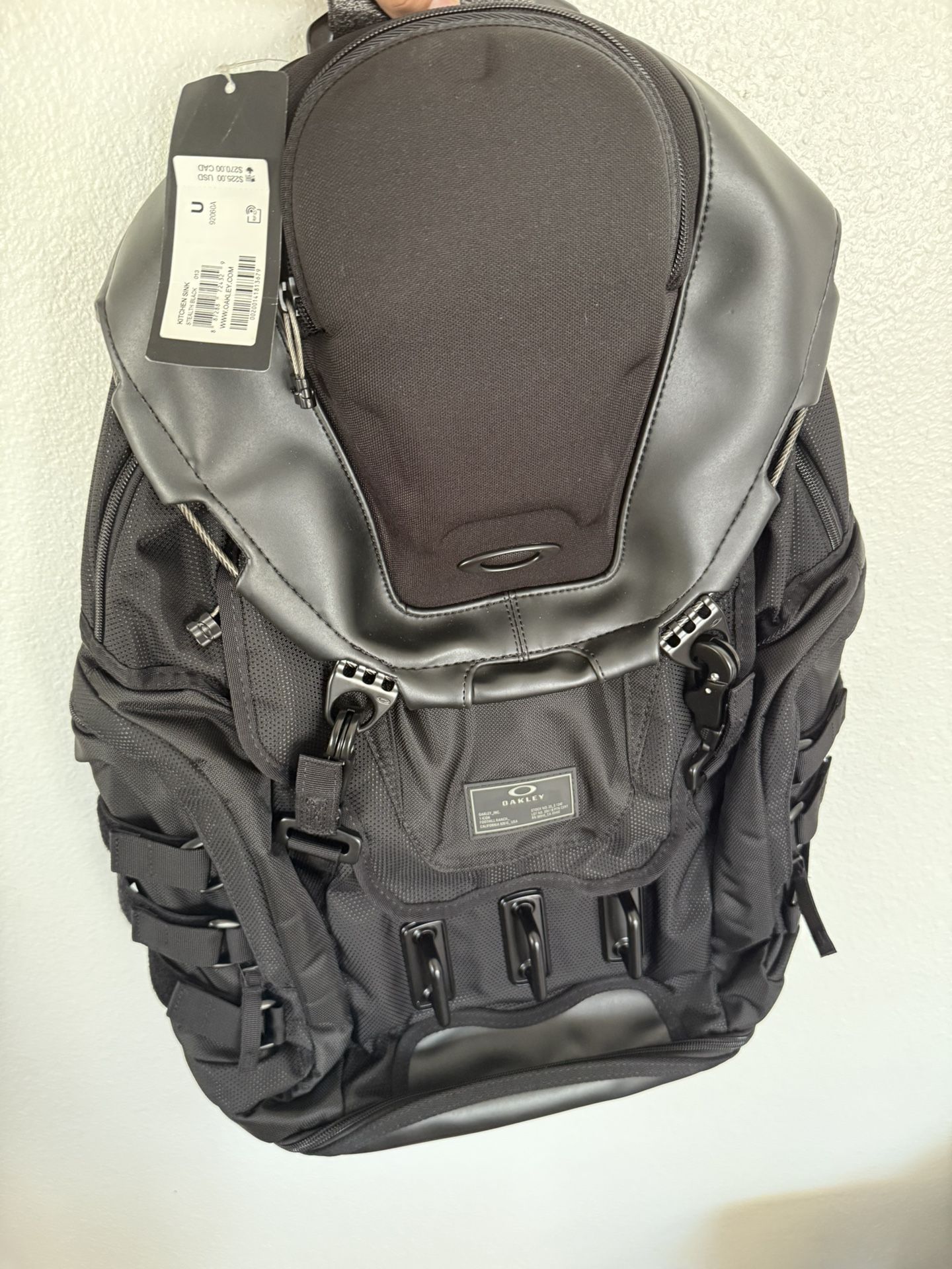 Oakley Kitchen Sink Backpack