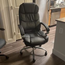 Office Chair Like New 