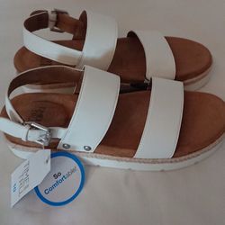 White Time and Tru Comfort Platform Sandals Size 10; Brand New with Tags