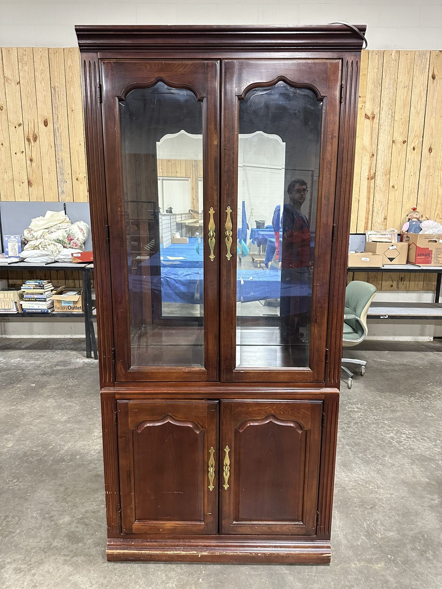 Lighted Display Case Cabinet