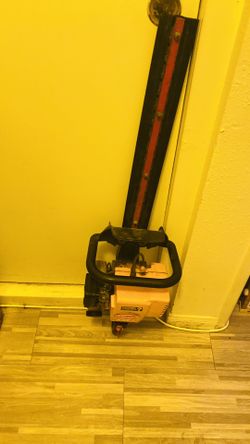 Poulan Pro Gas Hedge Trim