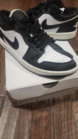 Nike Air Jordan 1 Low SE Size 7.5