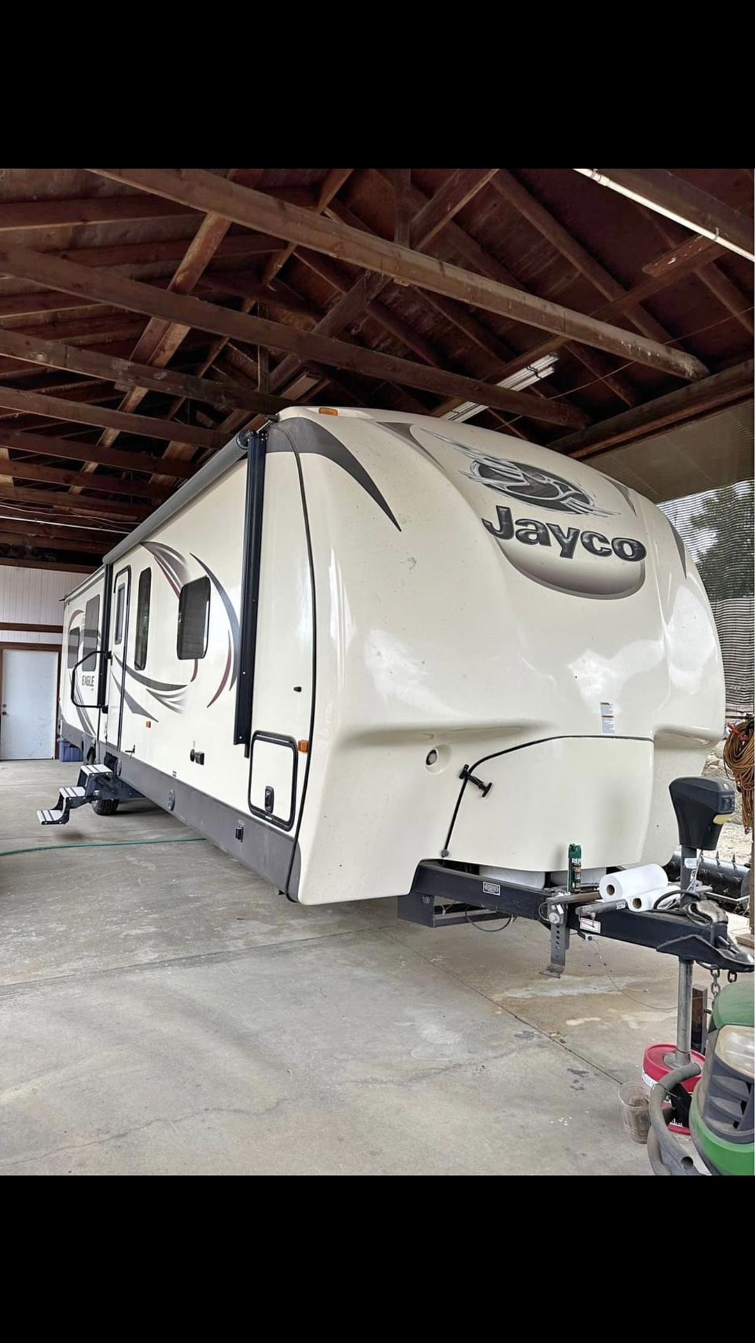 2016 Jayco eagle 388 rets.