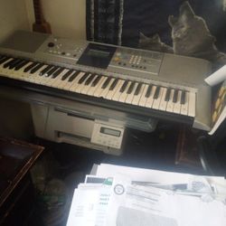 Yamaha Keyboard Will Sell Or Trade For Electric Guitar