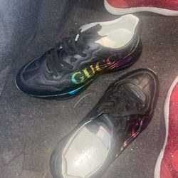 Gucci Sneakers 