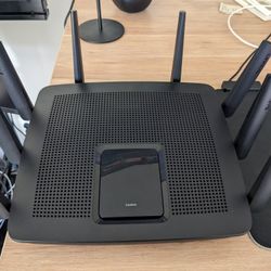 Linksys EA9500 AC5400 Tri-Band Wi-Fi Router with MU-MIMO