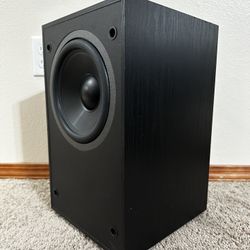 👉 Energy E:XL-S8 Powered Subwoofer made in Canada