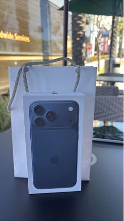 iPhone 17 Pro Max Unlocked