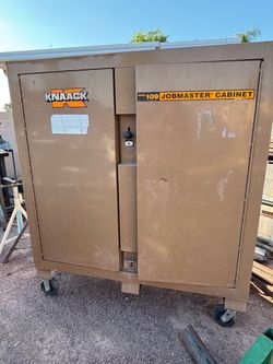 KNAACK Model 109 job box. Price is firm
