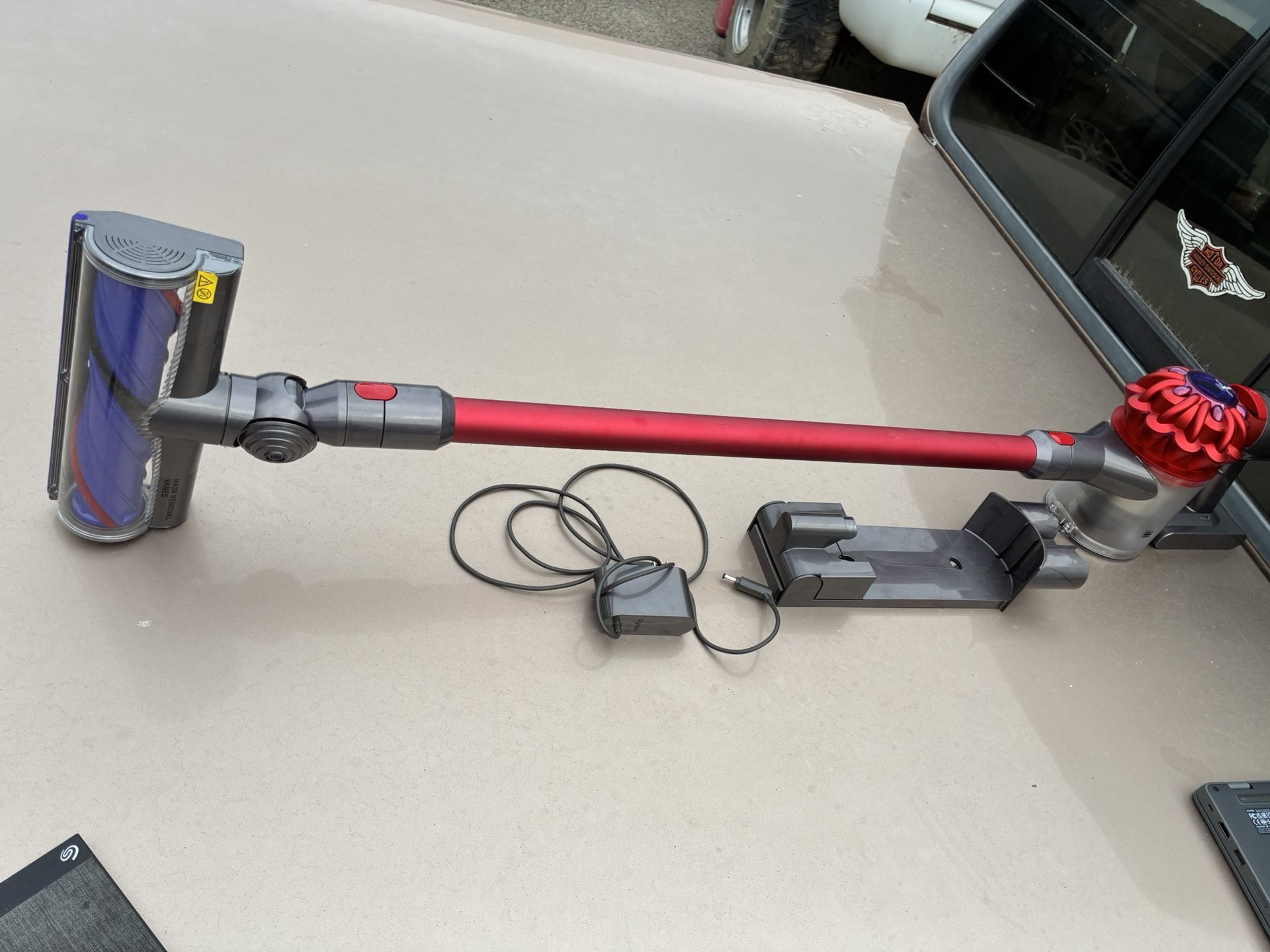 Dyson V8 Cordless Vacuum 