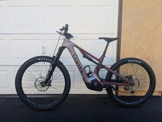 2024 Canyon Spectral ON CF7 eMTB