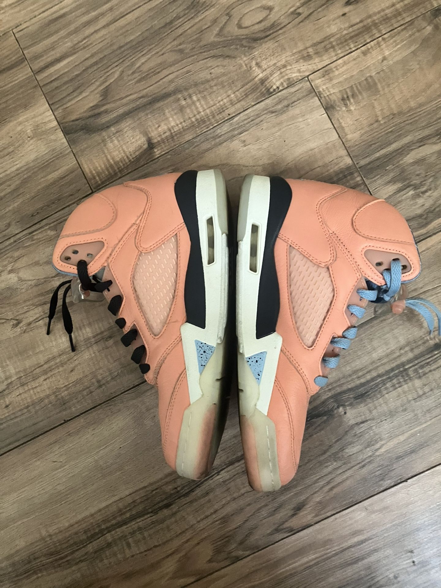 Jordan 5 Retro - Youth Size 6.5Y - $35 - Local Pickup (Dublin, GA)