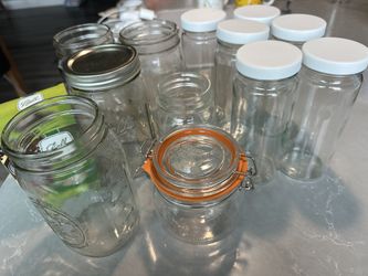 Jar and juice jars plus leak proof lids