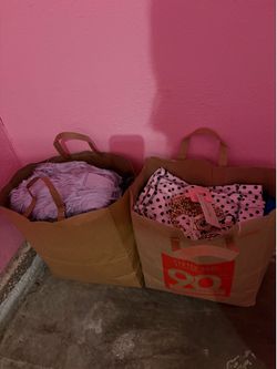2 bags of women’s clothes