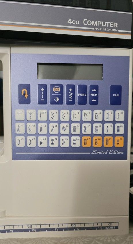 Husqvarna Viking 400 Computer Sewing Machine