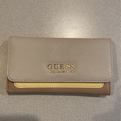 Guess Wallet