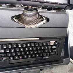 1970 Sears Typewriter 