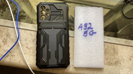 Phone case w/ card holder