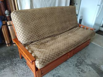 Futon/couch/bed