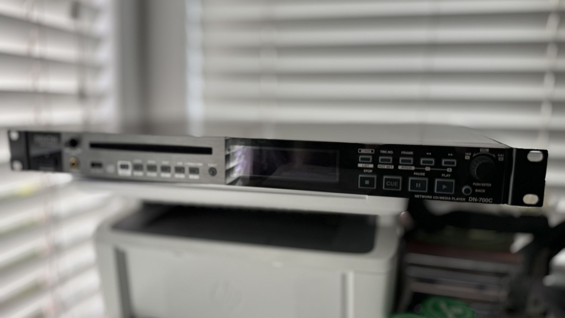 Denon DN700C