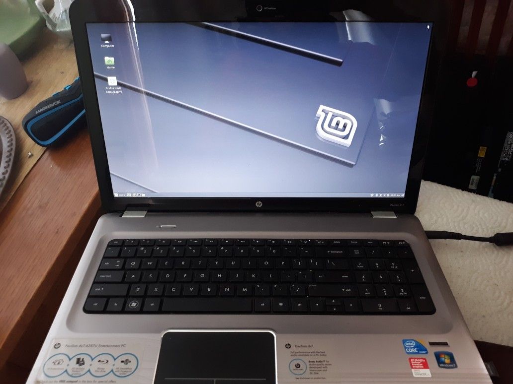Hp Pavillion dv7 entertainment pc Linux mint