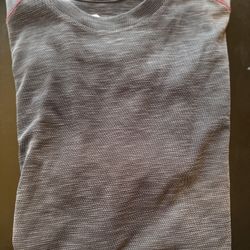 Tommy Bahama men's medium short sleeve dark gray shirt. $10 cash. Must meet in person 