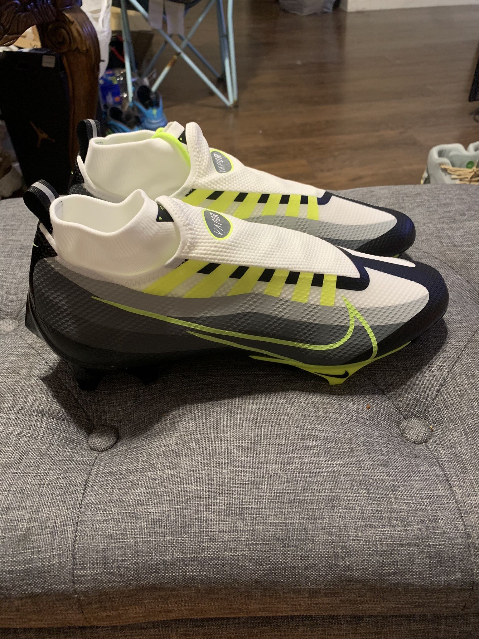 Nike Vapor Edge Pro 360 Football Cleats