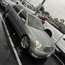 2001 Lexus LS 430