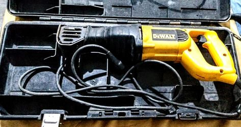 DeWalt DW304P reciprocating saw

