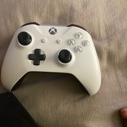 Xbox Gaming Controller