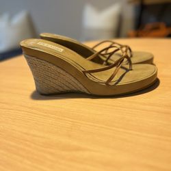 Steve Madden Tan Wedges, Size 10