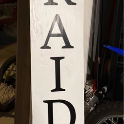 Raider Sign