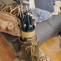 Golf Clubs 