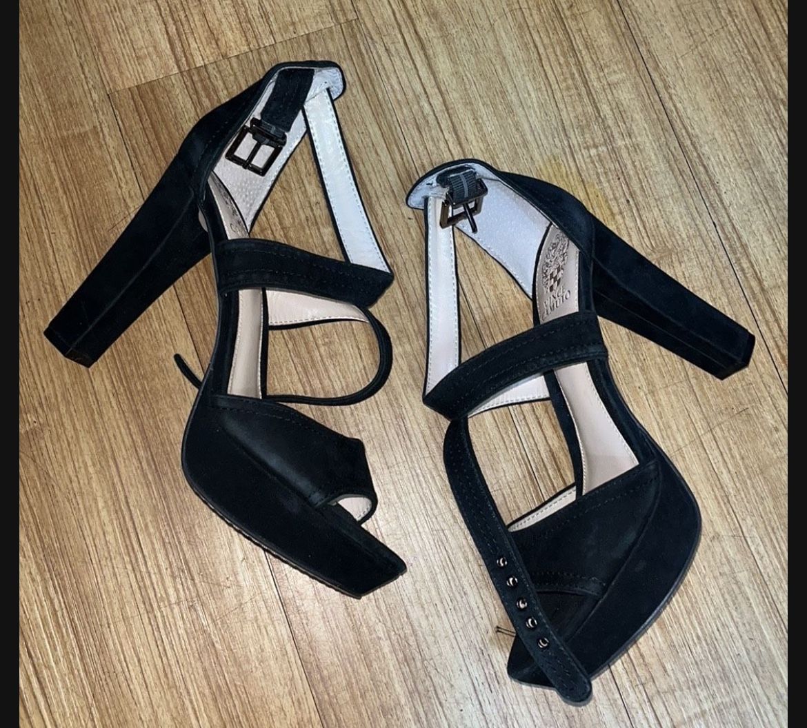Vince Camuto Heels Size 9.5