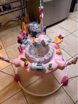 Minnie Mouse bouncer