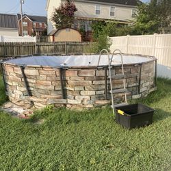 Family Size Pool