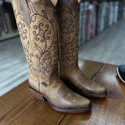 womens boots 