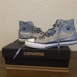 Junior Size 5 Converse