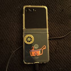 Razr 2025 flip phone