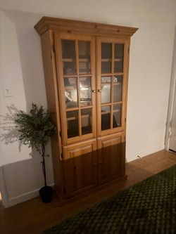 Solid Wood China Cabinet with Glass Doors