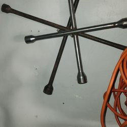 ⭐ Heavy Duty 14-Inch Universal 4-Way Tire Iron Wheel Lug Nut Wrench Tool Silver ($5 EACH)