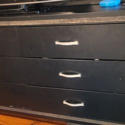 Free Dresser 