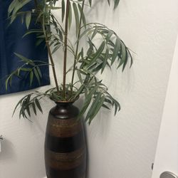 Decorative Vase And Plant 